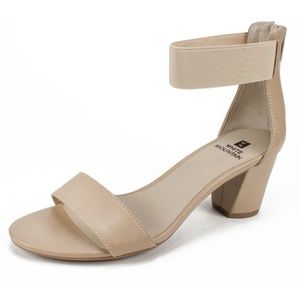 White Mountain Ermaline Sand  2.5" Heel